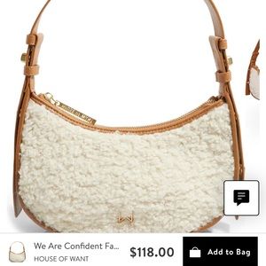 A shoulder bag perfect for fall